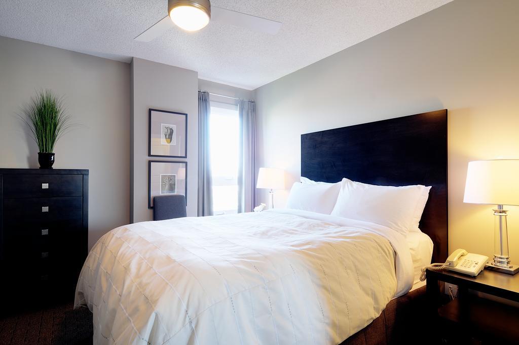 Execsuite Inc. YYC Rum bild