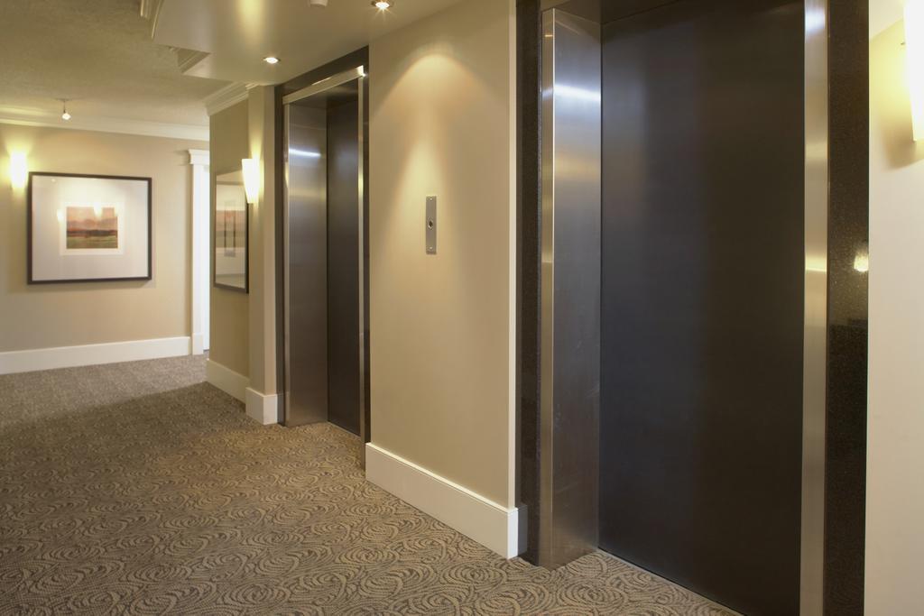 Execsuite Inc. YYC Exteriör bild